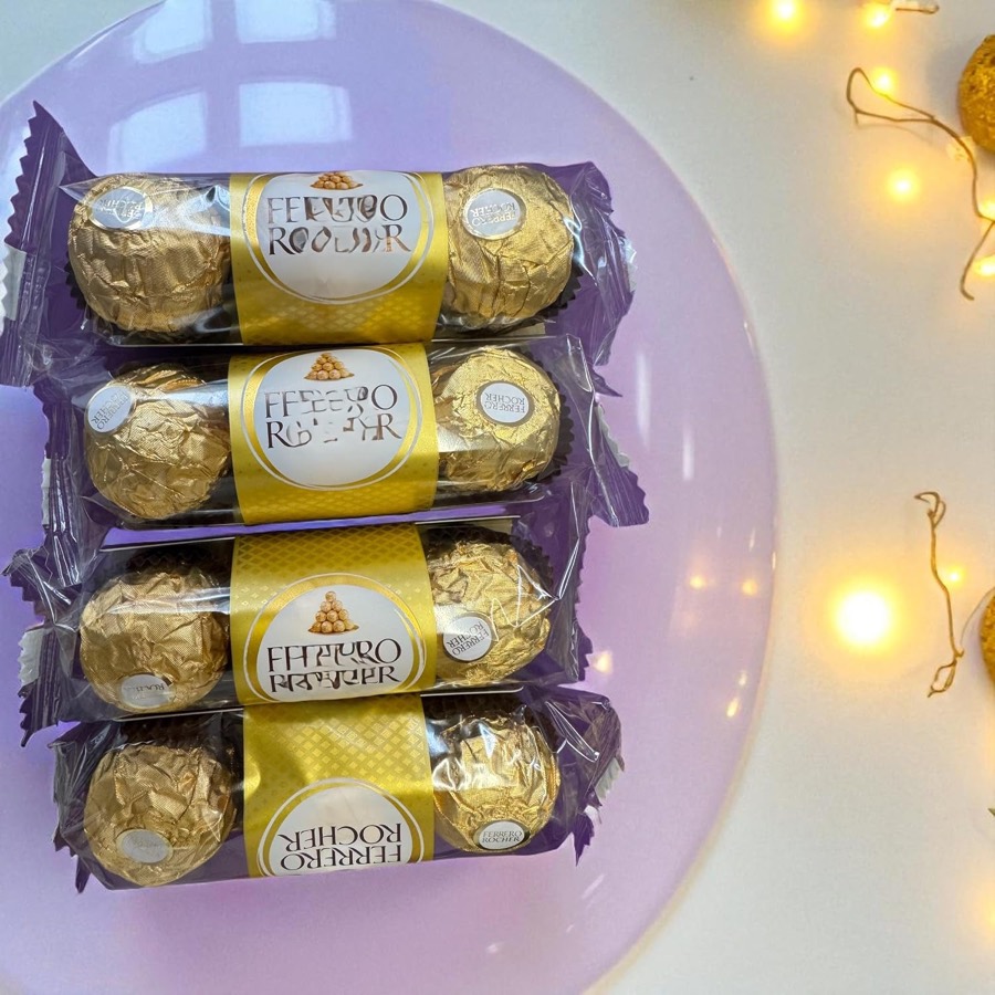 FERRERO ROCHER Chocolate Hazelnut Pralines Gift Box additional product photograph 2